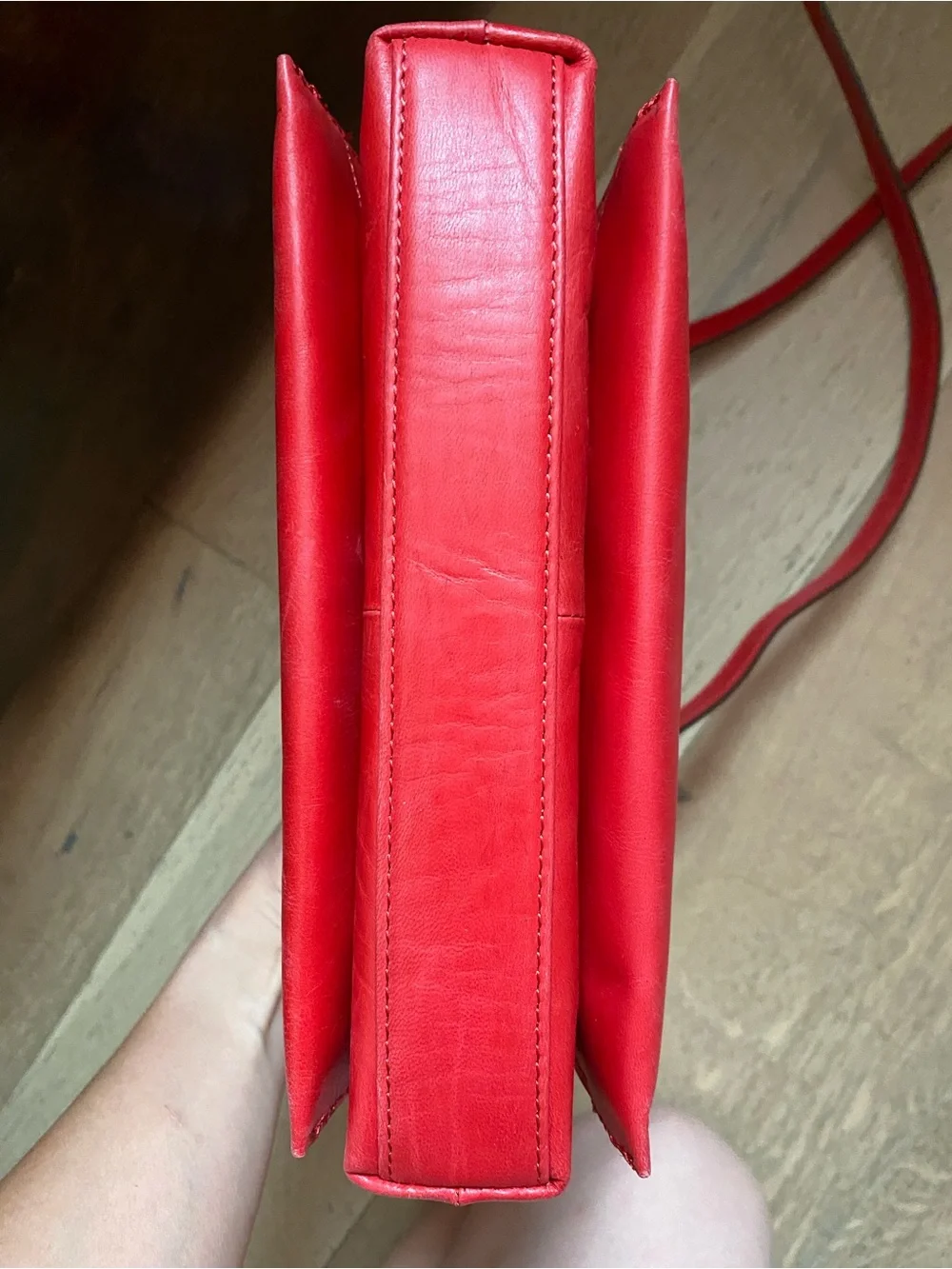 N/A sleek red